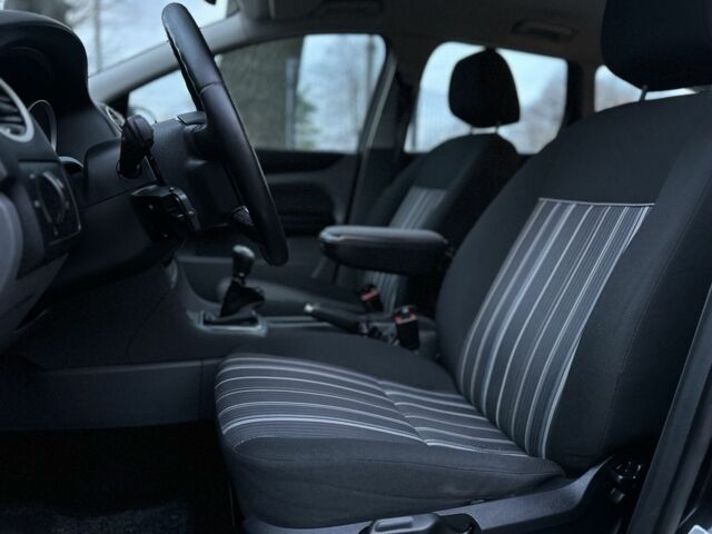 Форд Фокус 2010 в Виннице на Automoto.ua Черный Форд Фокус, объемом двигателя 1.6 л и пробегом 233 тыс. км за 6300 $, фото 6 на Automoto.ua