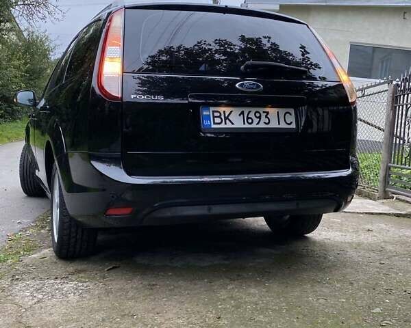 Чорний Форд Фокус, об'ємом двигуна 1.6 л та пробігом 276 тис. км за 5900 $, фото 8 на Automoto.ua