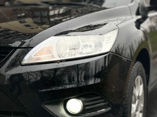 Черный Форд Фокус, объемом двигателя 1.8 л и пробегом 232 тыс. км за 6300 $, фото 7 на Automoto.ua