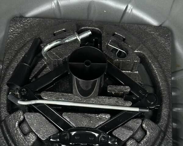 Чорний Форд Фокус, об'ємом двигуна 1.6 л та пробігом 320 тис. км за 5300 $, фото 45 на Automoto.ua