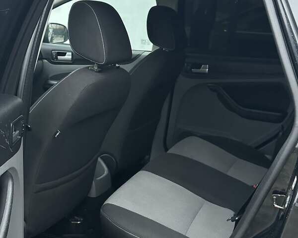 Чорний Форд Фокус, об'ємом двигуна 1.6 л та пробігом 320 тис. км за 5300 $, фото 38 на Automoto.ua