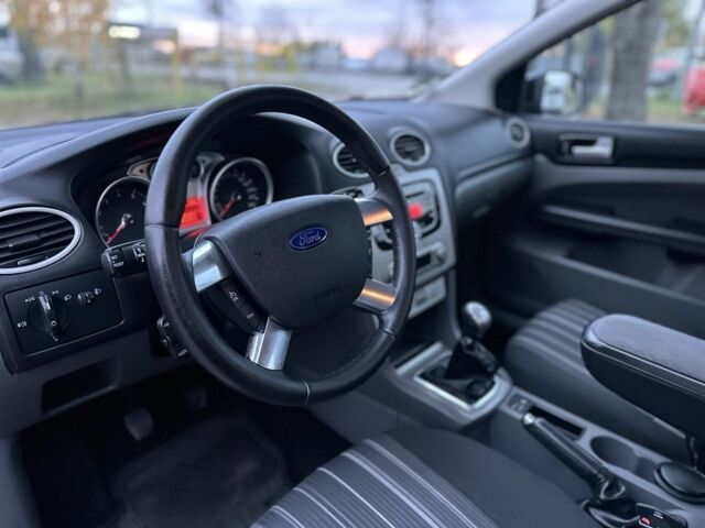 Форд Фокус 2010 в Виннице на Automoto.ua Черный Форд Фокус, объемом двигателя 1.6 л и пробегом 233 тыс. км за 6300 $, фото 5 на Automoto.ua