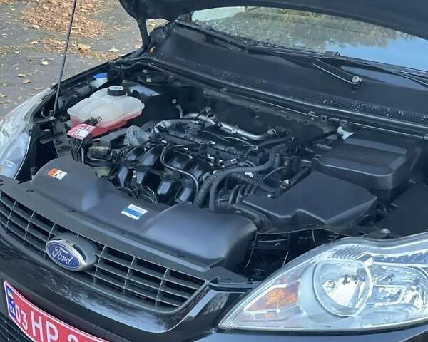 Черный Форд Фокус, объемом двигателя 1.6 л и пробегом 210 тыс. км за 6000 $, фото 4 на Automoto.ua