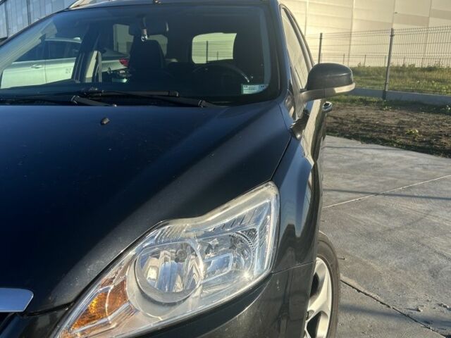 Чорний Форд Фокус, об'ємом двигуна 1.6 л та пробігом 193 тис. км за 6450 $, фото 1 на Automoto.ua