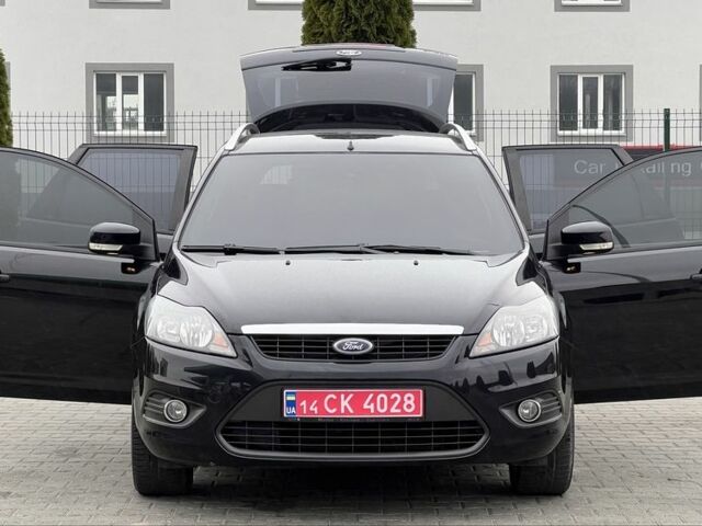 Черный Форд Фокус, объемом двигателя 1.8 л и пробегом 218 тыс. км за 5800 $, фото 2 на Automoto.ua