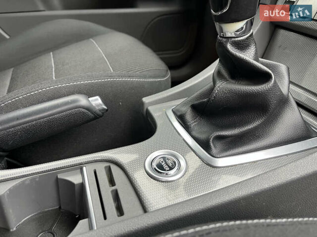 Чорний Форд Фокус, об'ємом двигуна 1.6 л та пробігом 222 тис. км за 6550 $, фото 58 на Automoto.ua