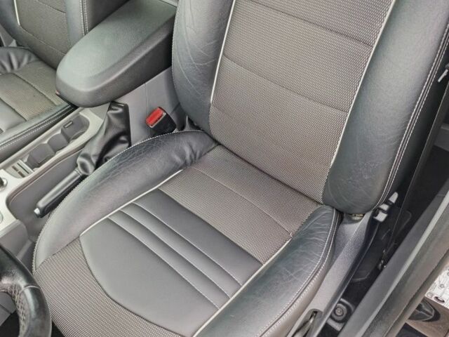 Черный Форд Фокус, объемом двигателя 0 л и пробегом 170 тыс. км за 6400 $, фото 16 на Automoto.ua