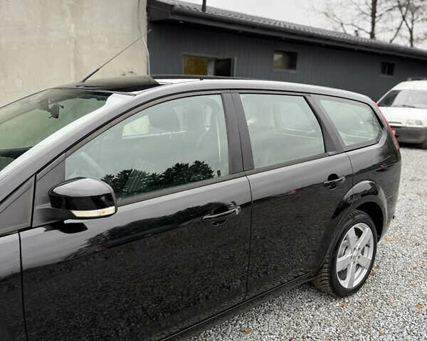 Черный Форд Фокус, объемом двигателя 1.6 л и пробегом 195 тыс. км за 5700 $, фото 22 на Automoto.ua