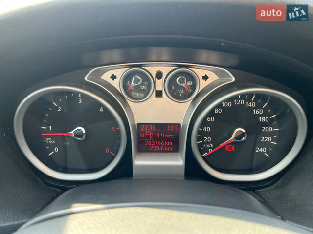 Чорний Форд Фокус, об'ємом двигуна 1.6 л та пробігом 284 тис. км за 5100 $, фото 16 на Automoto.ua