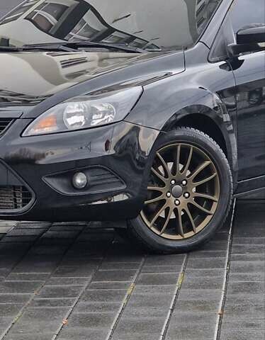 Чорний Форд Фокус, об'ємом двигуна 1.56 л та пробігом 225 тис. км за 5999 $, фото 5 на Automoto.ua