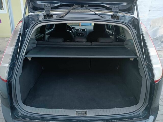 Черный Форд Фокус, объемом двигателя 1.6 л и пробегом 223 тыс. км за 5100 $, фото 19 на Automoto.ua