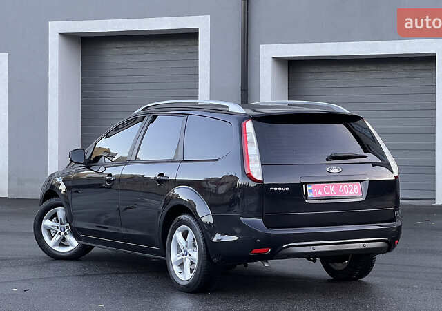 Черный Форд Фокус, объемом двигателя 1.8 л и пробегом 218 тыс. км за 5799 $, фото 9 на Automoto.ua