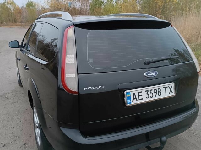 Черный Форд Фокус, объемом двигателя 1.6 л и пробегом 223 тыс. км за 5100 $, фото 5 на Automoto.ua