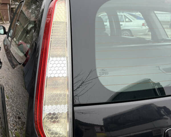 Черный Форд Фокус, объемом двигателя 1.6 л и пробегом 233 тыс. км за 5900 $, фото 52 на Automoto.ua