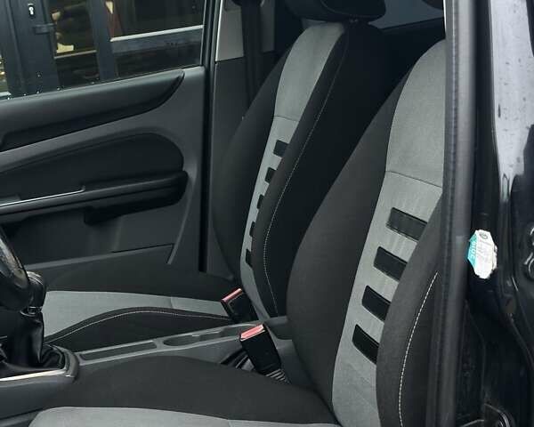 Чорний Форд Фокус, об'ємом двигуна 1.6 л та пробігом 320 тис. км за 5300 $, фото 35 на Automoto.ua