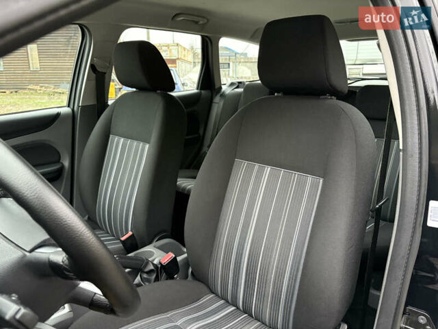 Чорний Форд Фокус, об'ємом двигуна 1.6 л та пробігом 233 тис. км за 6000 $, фото 21 на Automoto.ua