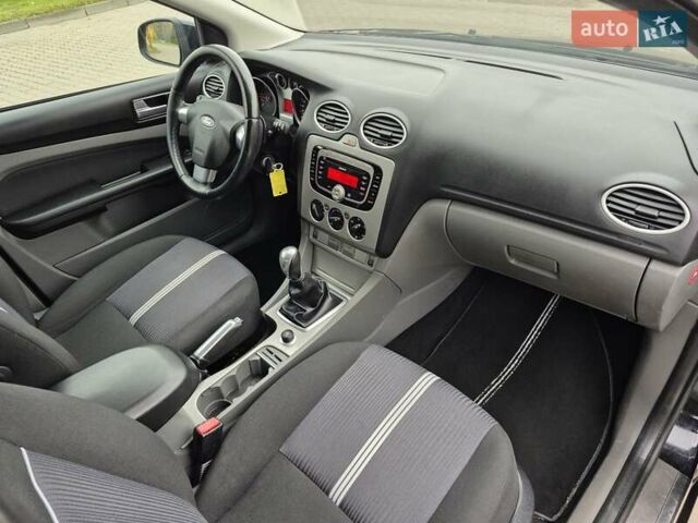 Чорний Форд Фокус, об'ємом двигуна 1.6 л та пробігом 249 тис. км за 6900 $, фото 55 на Automoto.ua