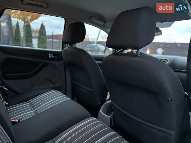 Форд Фокус 2010 в Виннице на Automoto.ua Черный Форд Фокус, объемом двигателя 1.6 л и пробегом 233 тыс. км за 6300 $, фото 37 на Automoto.ua