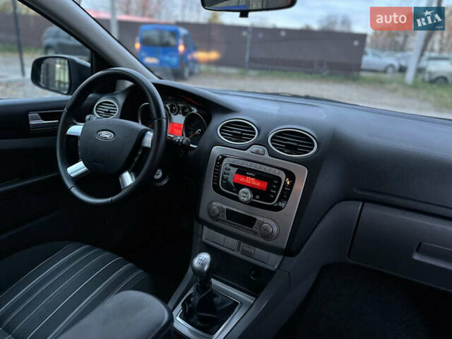 Форд Фокус 2010 в Виннице на Automoto.ua Черный Форд Фокус, объемом двигателя 1.6 л и пробегом 233 тыс. км за 6300 $, фото 44 на Automoto.ua