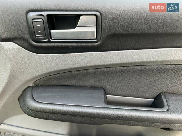 Чорний Форд Фокус, об'ємом двигуна 1.6 л та пробігом 208 тис. км за 6500 $, фото 19 на Automoto.ua