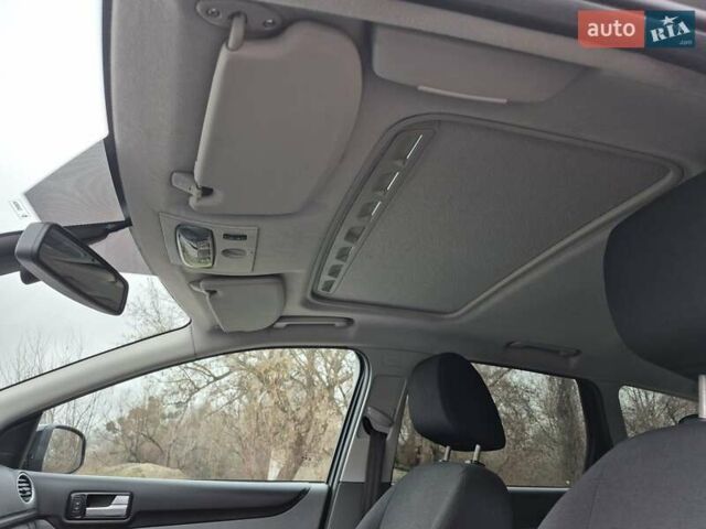 Чорний Форд Фокус, об'ємом двигуна 1.6 л та пробігом 249 тис. км за 6900 $, фото 45 на Automoto.ua