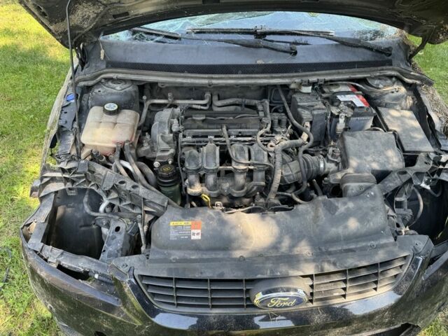 Черный Форд Фокус, объемом двигателя 1.6 л и пробегом 200 тыс. км за 1850 $, фото 7 на Automoto.ua