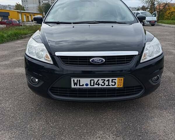 Черный Форд Фокус, объемом двигателя 1.8 л и пробегом 170 тыс. км за 6400 $, фото 4 на Automoto.ua