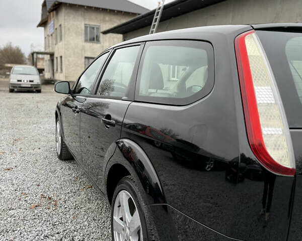 Черный Форд Фокус, объемом двигателя 1.6 л и пробегом 195 тыс. км за 5700 $, фото 35 на Automoto.ua