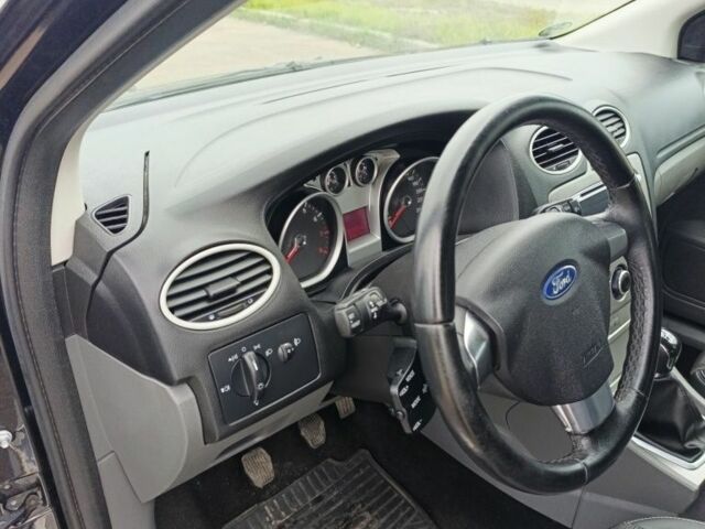 Черный Форд Фокус, объемом двигателя 0 л и пробегом 170 тыс. км за 6400 $, фото 14 на Automoto.ua