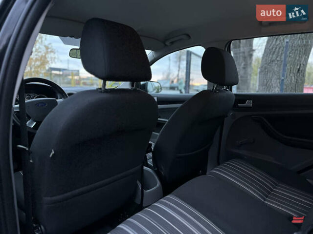 Форд Фокус 2010 в Виннице на Automoto.ua Черный Форд Фокус, объемом двигателя 1.6 л и пробегом 233 тыс. км за 6300 $, фото 31 на Automoto.ua
