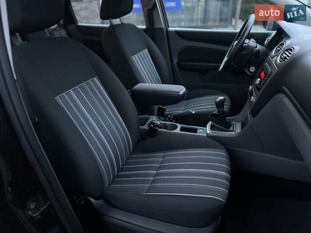 Форд Фокус 2010 в Виннице на Automoto.ua Черный Форд Фокус, объемом двигателя 1.6 л и пробегом 233 тыс. км за 6300 $, фото 43 на Automoto.ua