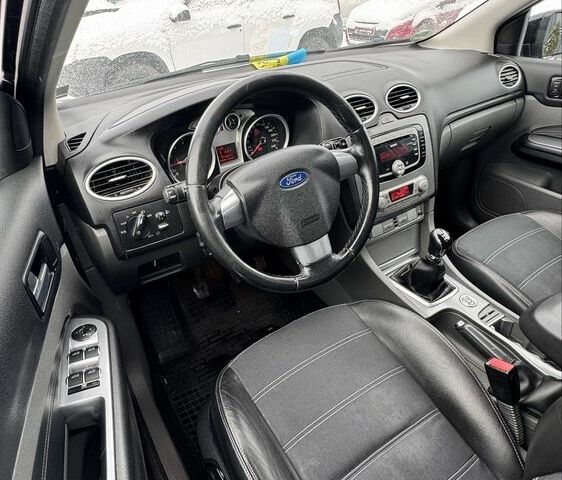 Чорний Форд Фокус, об'ємом двигуна 1.8 л та пробігом 286 тис. км за 5900 $, фото 9 на Automoto.ua