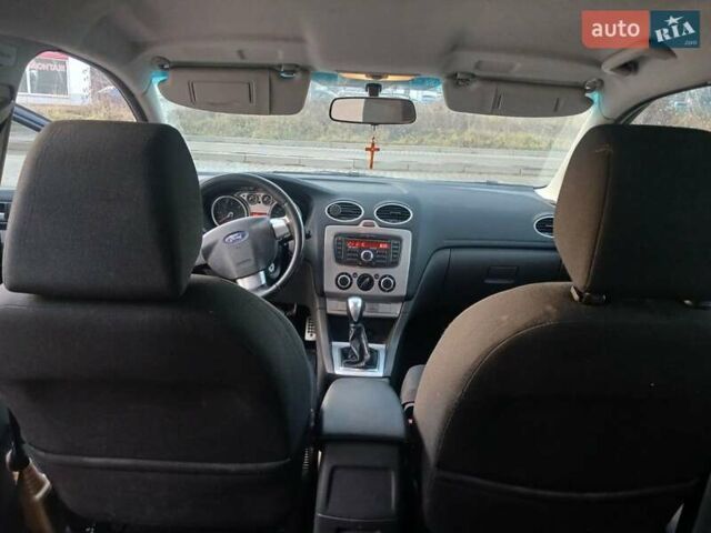 Черный Форд Фокус, объемом двигателя 1.6 л и пробегом 271 тыс. км за 4500 $, фото 6 на Automoto.ua