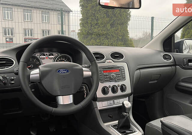 Чорний Форд Фокус, об'ємом двигуна 1.8 л та пробігом 217 тис. км за 5950 $, фото 18 на Automoto.ua