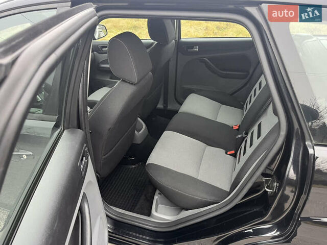 Чорний Форд Фокус, об'ємом двигуна 1.6 л та пробігом 193 тис. км за 6199 $, фото 26 на Automoto.ua