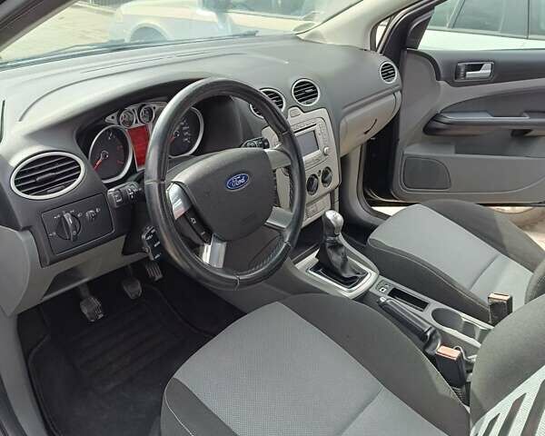 Чорний Форд Фокус, об'ємом двигуна 1.6 л та пробігом 228 тис. км за 5900 $, фото 16 на Automoto.ua