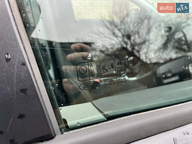 Чорний Форд Фокус, об'ємом двигуна 1.6 л та пробігом 222 тис. км за 6550 $, фото 53 на Automoto.ua