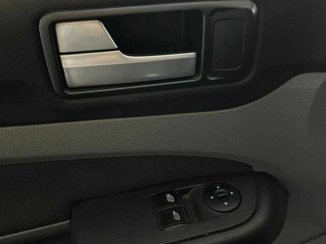 Черный Форд Фокус, объемом двигателя 1.8 л и пробегом 239 тыс. км за 6300 $, фото 11 на Automoto.ua