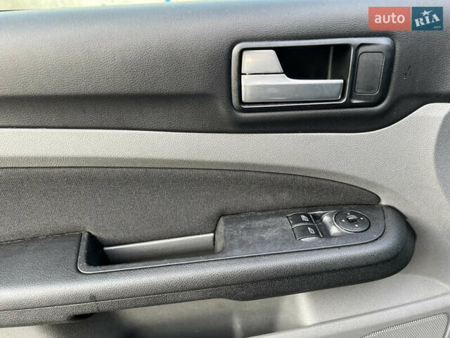 Чорний Форд Фокус, об'ємом двигуна 1.6 л та пробігом 208 тис. км за 6500 $, фото 8 на Automoto.ua