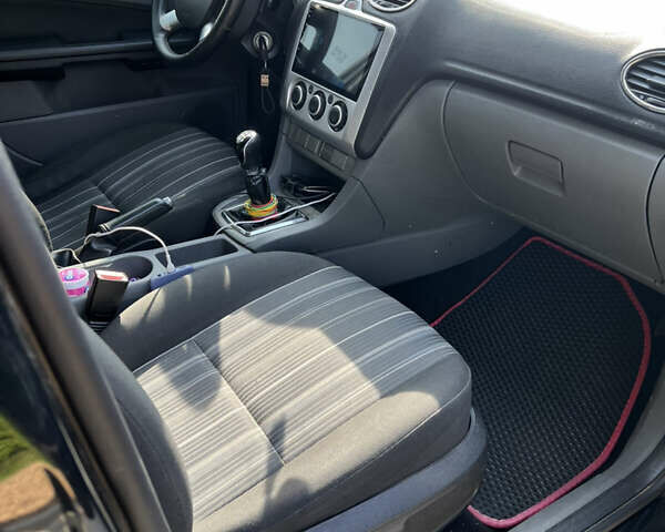 Чорний Форд Фокус, об'ємом двигуна 1.6 л та пробігом 284 тис. км за 5100 $, фото 14 на Automoto.ua