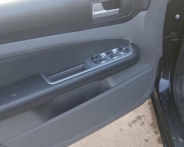 Чорний Форд Фокус, об'ємом двигуна 1.6 л та пробігом 260 тис. км за 1800 $, фото 17 на Automoto.ua