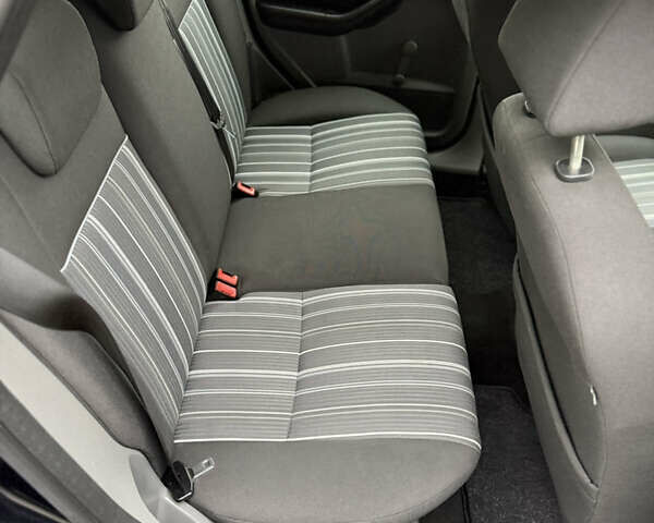 Черный Форд Фокус, объемом двигателя 1.6 л и пробегом 195 тыс. км за 5700 $, фото 92 на Automoto.ua