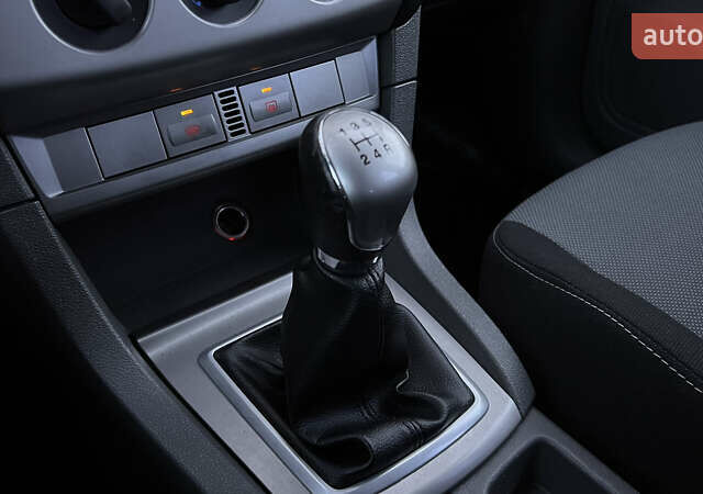 Черный Форд Фокус, объемом двигателя 1.8 л и пробегом 218 тыс. км за 5799 $, фото 32 на Automoto.ua