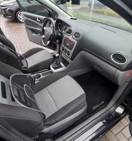 Чорний Форд Фокус, об'ємом двигуна 1.56 л та пробігом 250 тис. км за 4500 $, фото 13 на Automoto.ua