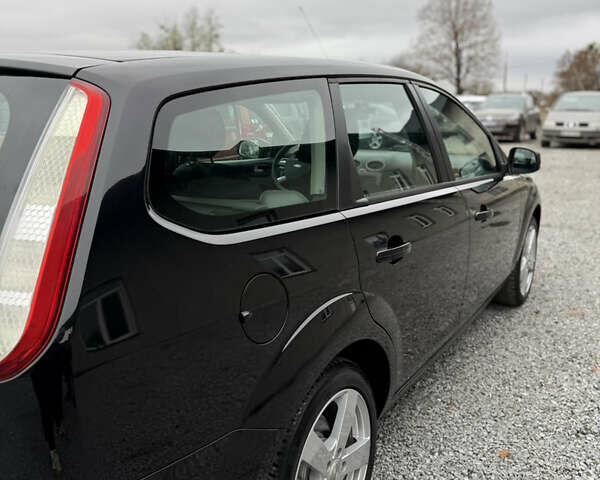 Черный Форд Фокус, объемом двигателя 1.6 л и пробегом 195 тыс. км за 5700 $, фото 38 на Automoto.ua