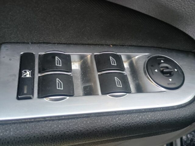 Черный Форд Фокус, объемом двигателя 1.6 л и пробегом 280 тыс. км за 4400 $, фото 17 на Automoto.ua