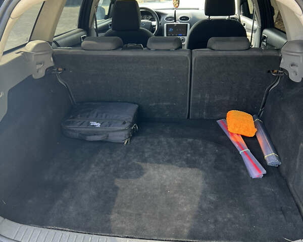 Чорний Форд Фокус, об'ємом двигуна 1.6 л та пробігом 284 тис. км за 5100 $, фото 15 на Automoto.ua