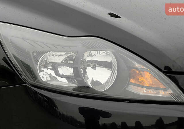 Чорний Форд Фокус, об'ємом двигуна 1.8 л та пробігом 217 тис. км за 5950 $, фото 11 на Automoto.ua