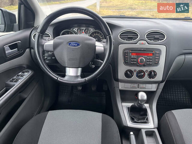 Чорний Форд Фокус, об'ємом двигуна 1.6 л та пробігом 193 тис. км за 6199 $, фото 36 на Automoto.ua