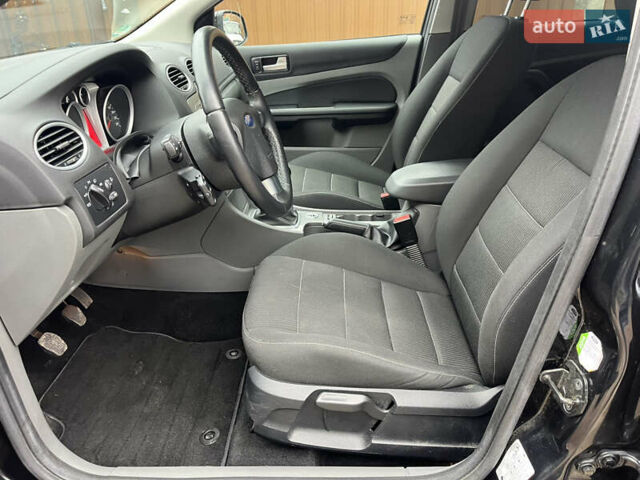 Чорний Форд Фокус, об'ємом двигуна 1.6 л та пробігом 222 тис. км за 6550 $, фото 38 на Automoto.ua